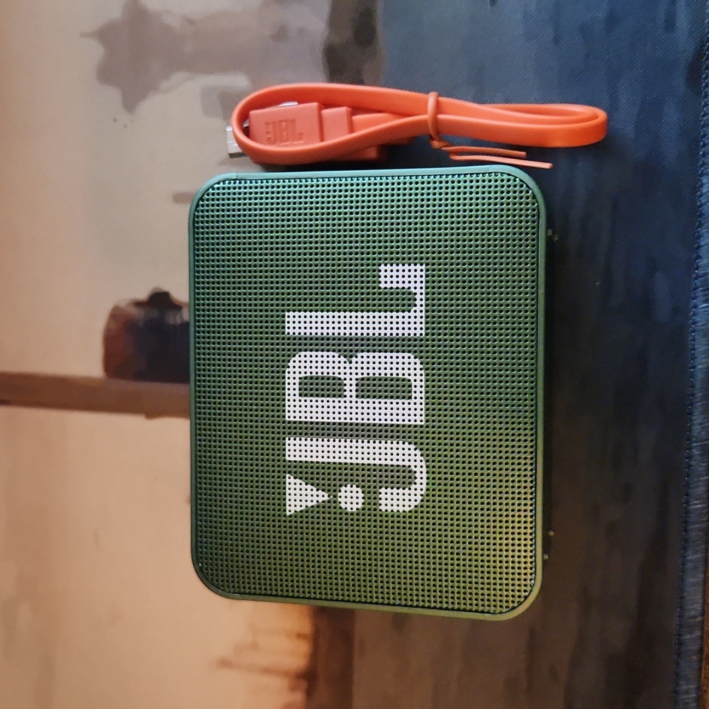 JBL GO2-Waterproof Ultra portable Bluetooth speaker-green